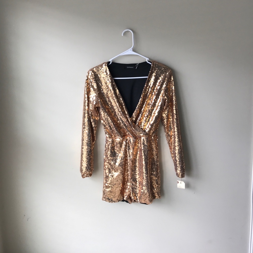 NWT Haoduoyi Deep V Neck Dress Romper